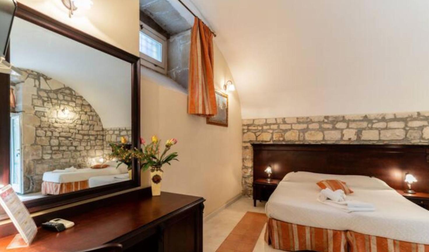 Palazzo Il Cavaliere B&B De Charme Modica Exterior photo